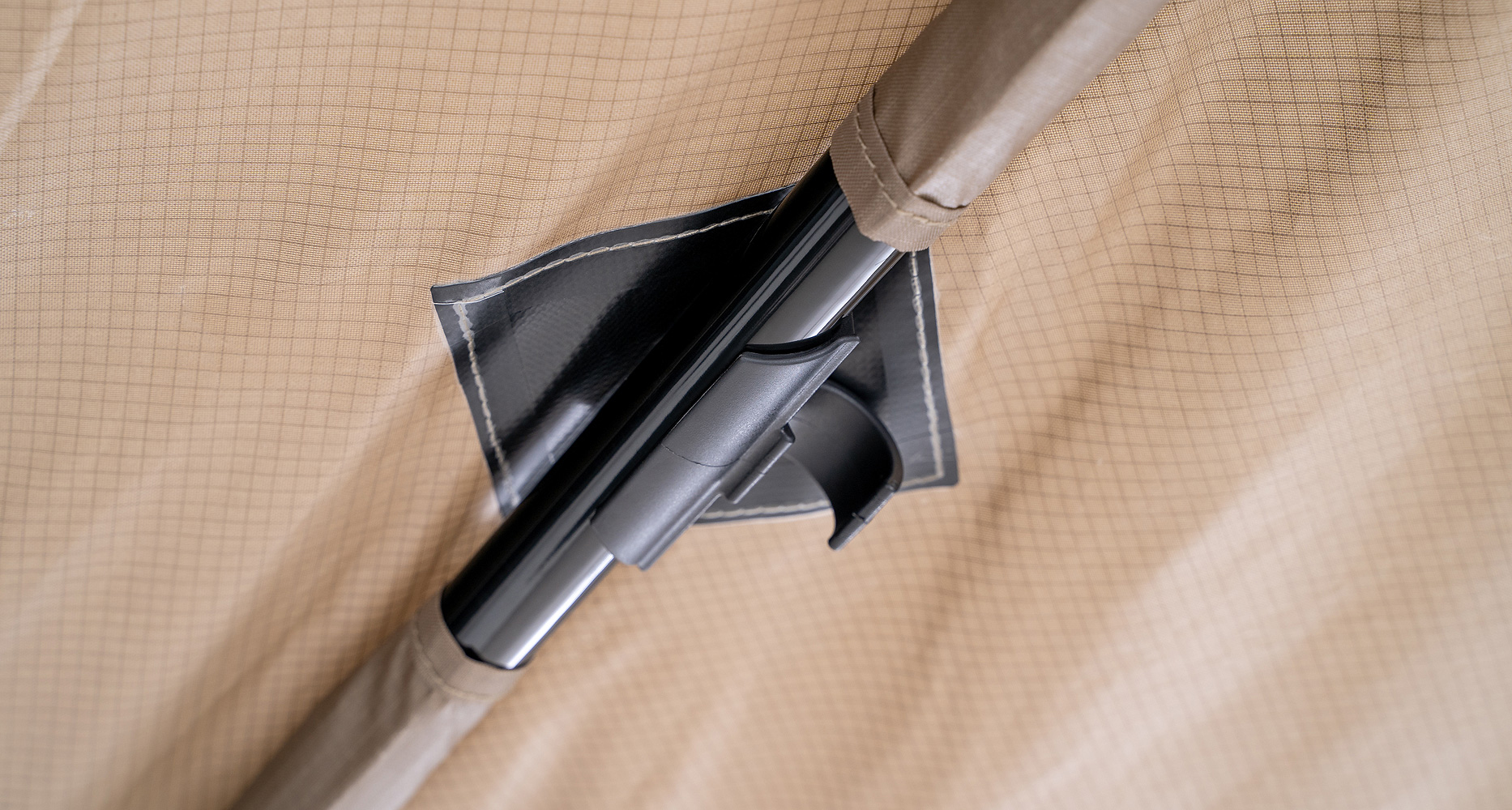 33118 - Batwing 270 Awning (Left) |
