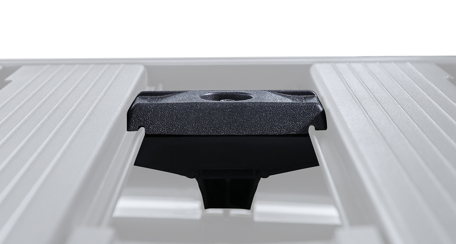 Pioneer Tradie (1528mm x 1236mm) RLT600 - Stock Code: 43250