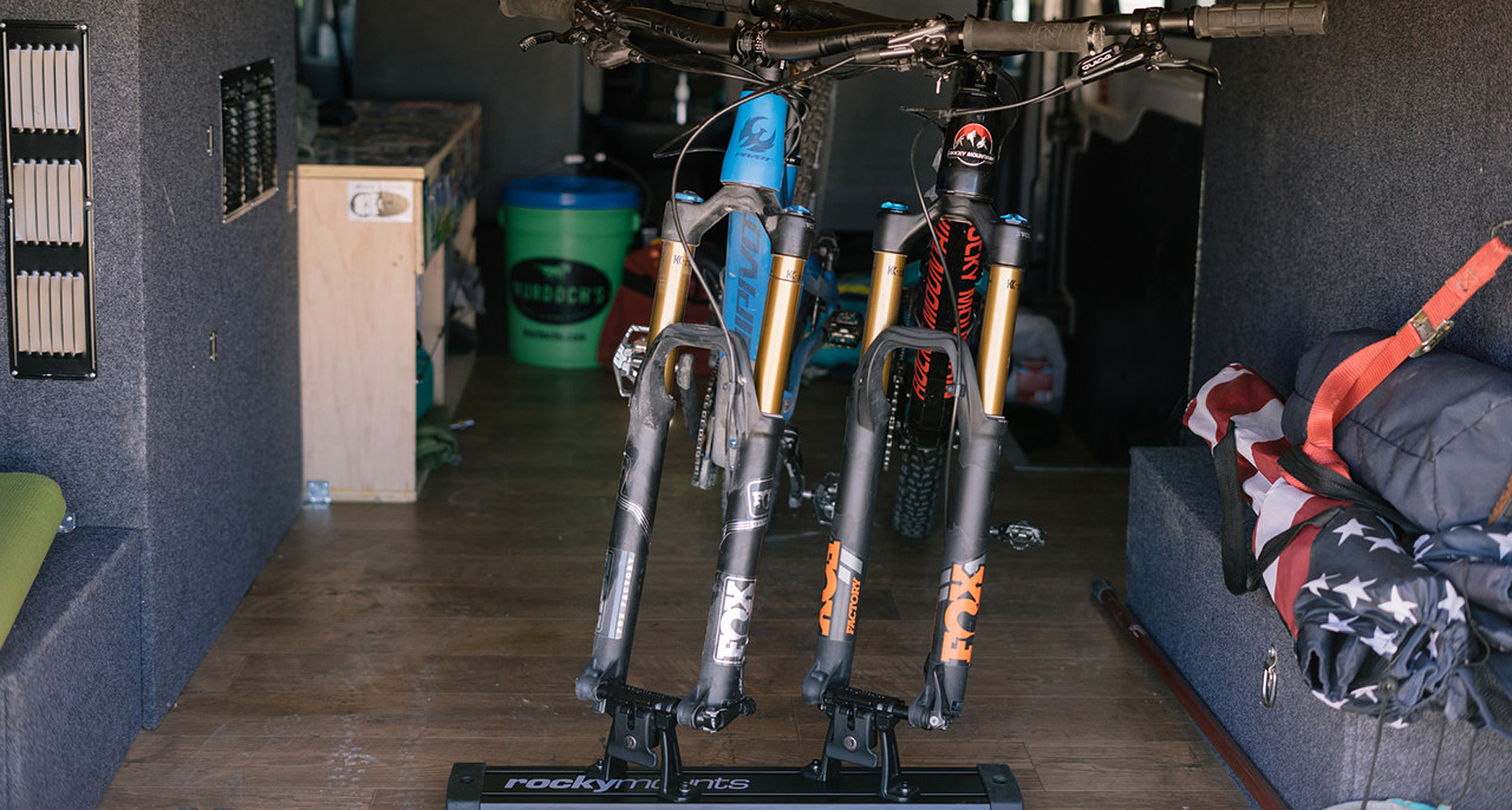 60" VANTRACK - Stock Code: 10901