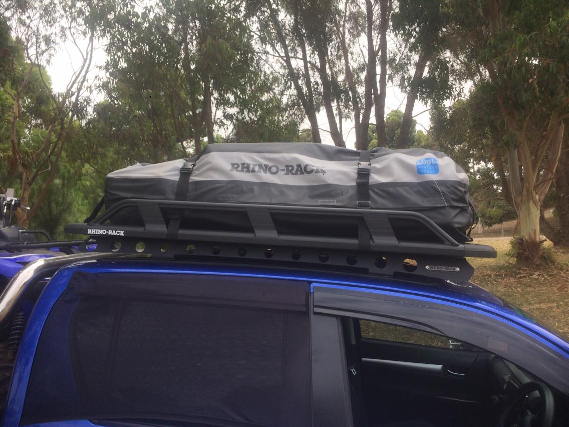 rhino rack luggage bag