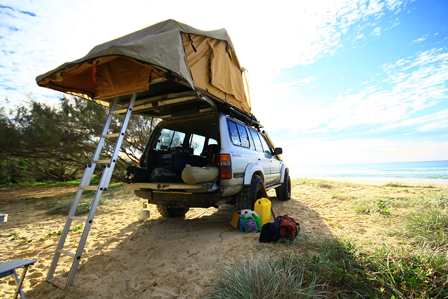 Roof top tent